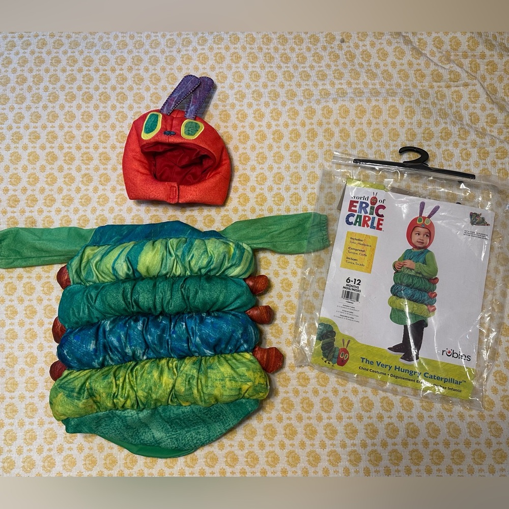 The Very Hungry Caterpillar Costume 6-12 mo.
Smoke Free home, worn 1x, like new